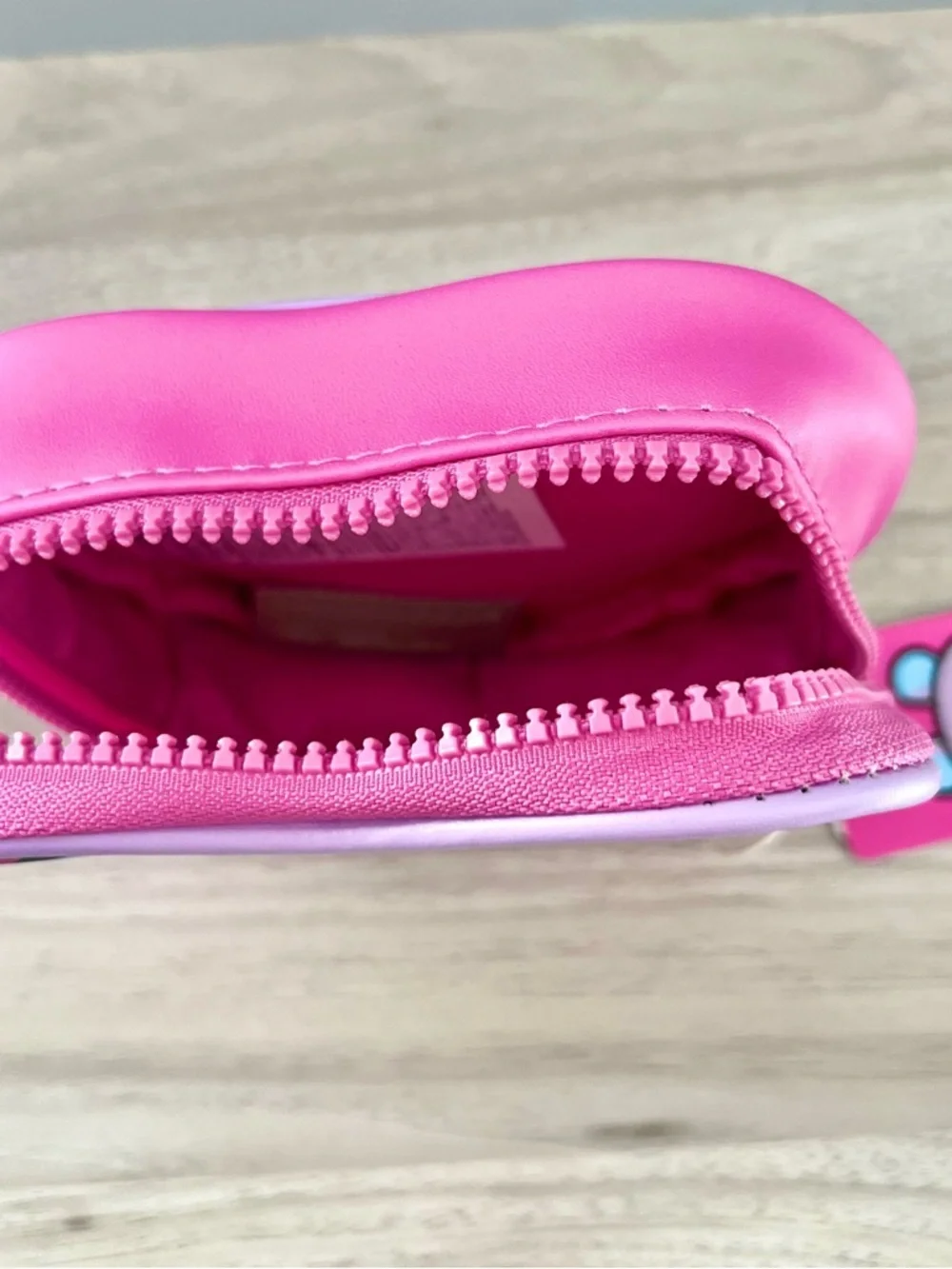 BTS BT21 Mini Heart Shaped Accessories/Makeup Bag - MANG (J-Hope)